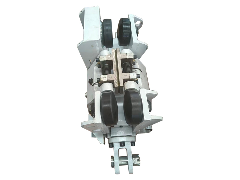 单轨吊超速保护小车